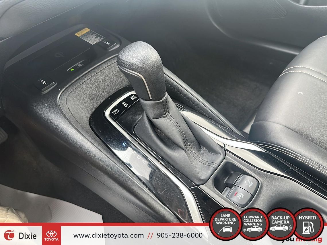 2020 TOYOTA COROLLA HYBRID LE PREMIUM / CLEAN CARFAX / LEATHER SURFACE / BACK UP CAMERA / HETAED STEERING WHEEL / APPLE CARPLAY