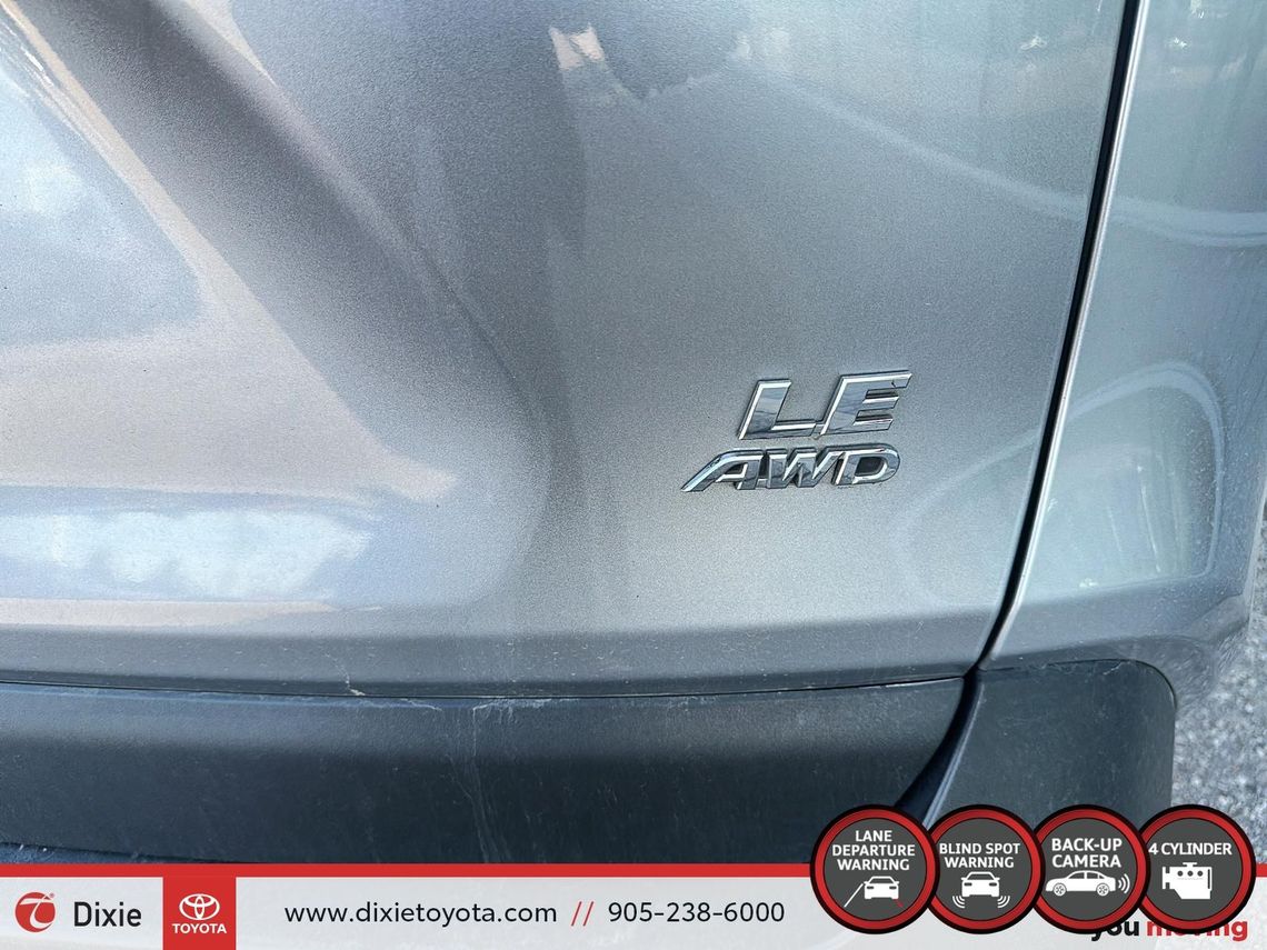 2022 TOYOTA RAV4 LE AWD / TCUV / HEATED SEATS / BACKUP CAMERA / CARPLAY AND ANDROID AUTO