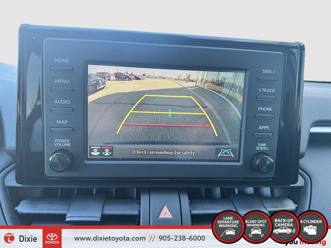 2022 TOYOTA RAV4 LE AWD / TCUV / HEATED SEATS / BACKUP CAMERA / CARPLAY AND ANDROID AUTO