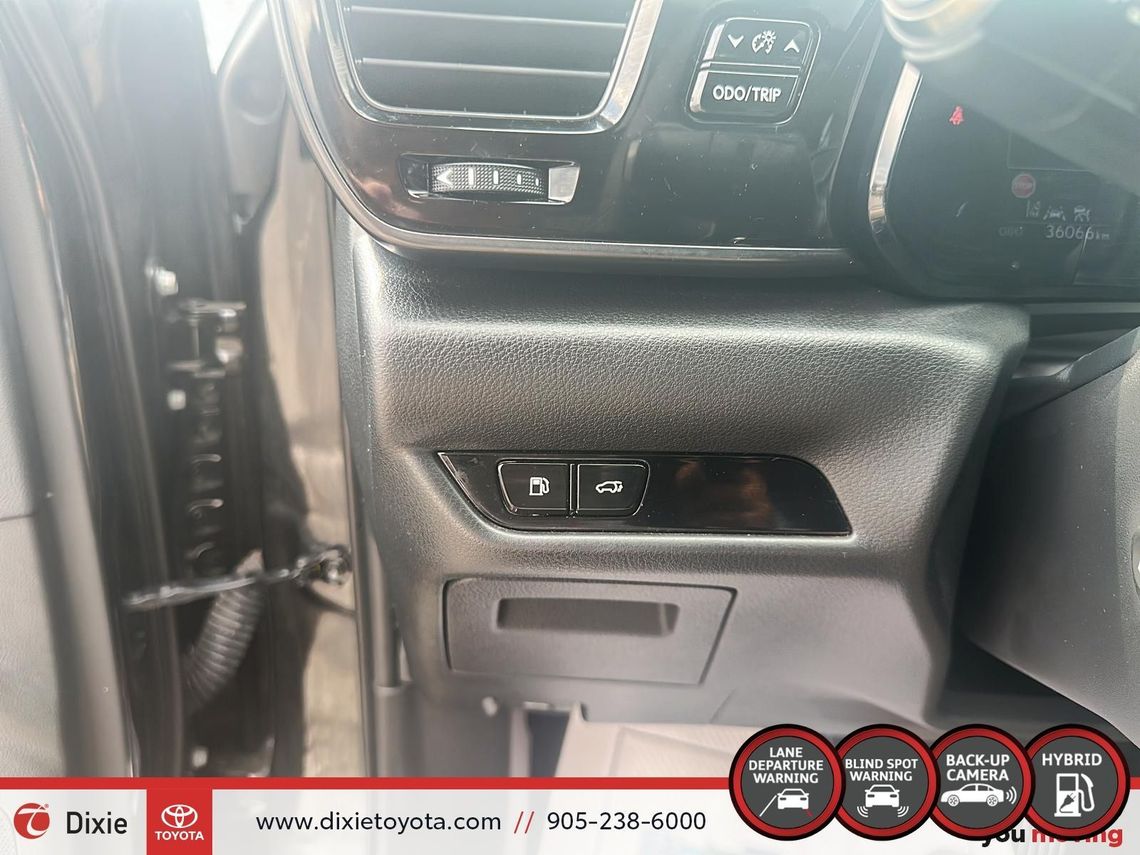 2023 LEXUS NX350H HYBRID PREMIUM PKG / CLEAN CARFAX / HEATED SEATS / LEATHER SURFACE / ALLOY WHEELS / CARPLAY AND ANDROID AUTO