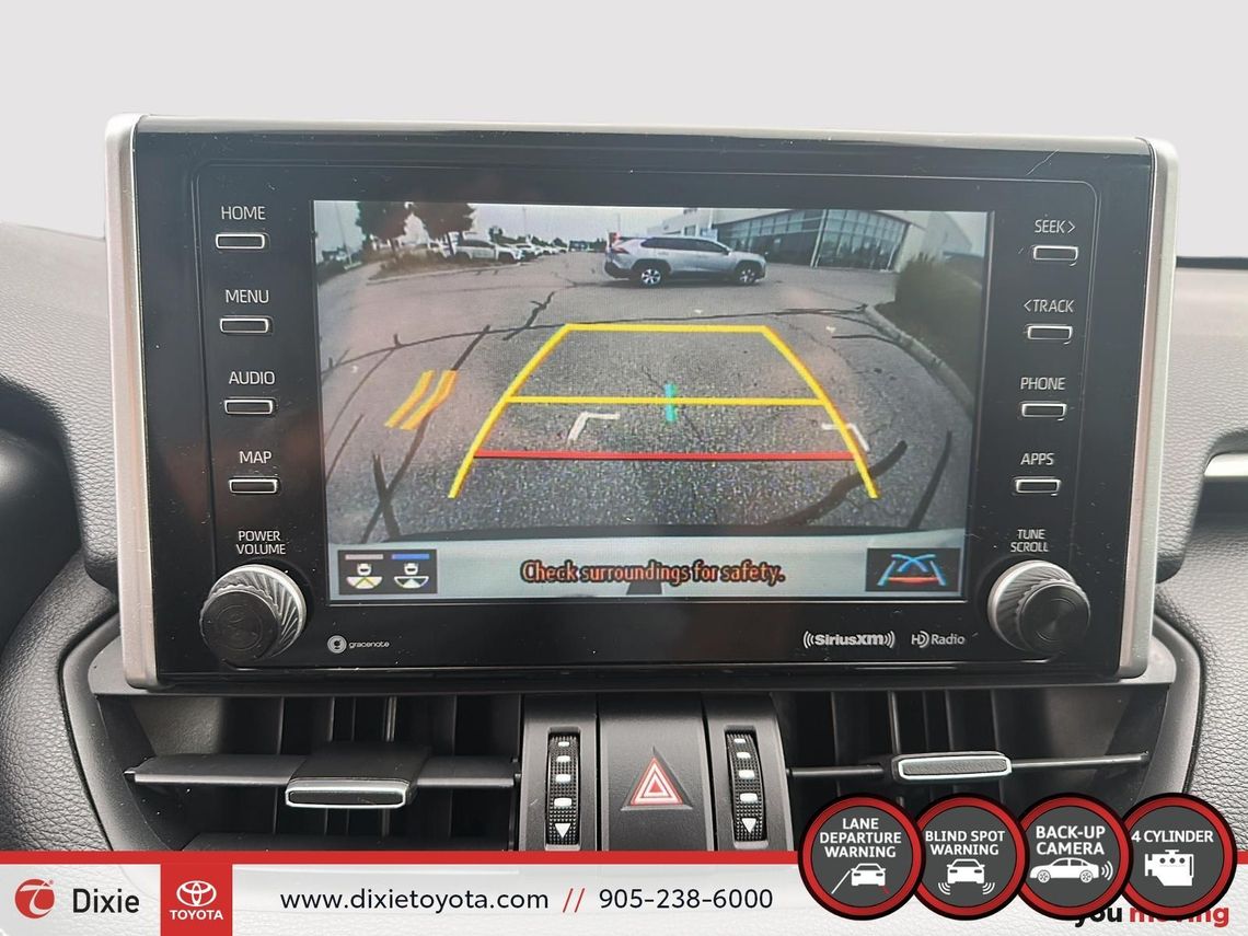 2020 TOYOTA RAV4 XLE PREMIUM AWD / TCUV / HEATED SEATS / LEATHER SURFACE / MOONROOF / CARPLAY AND ANDROID AUTO