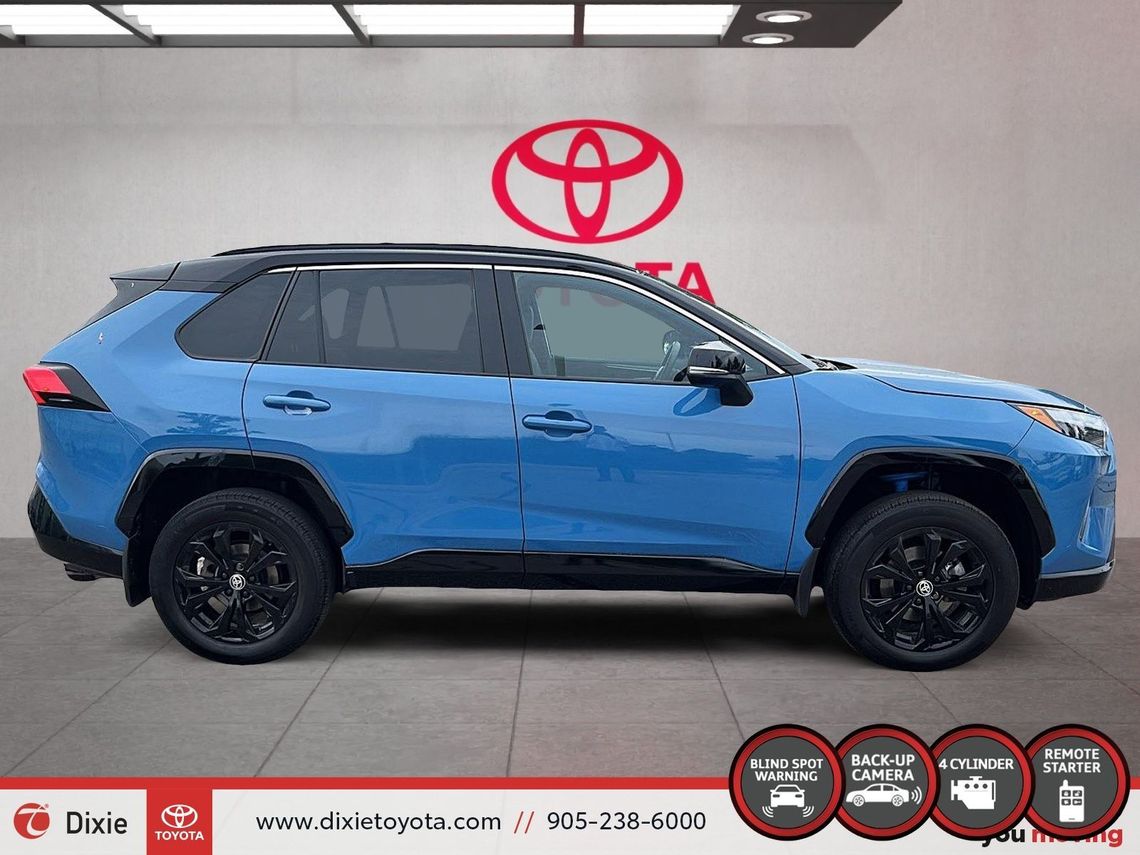 2023 TOYOTA RAV4 XSE TEC AWD HYBRID / CLEAN CARFAX / HEATED AND VENTILATED SEATS / MOONROOF / LEATHER SURFACE / ALLOY WHEELS / CARPLAY AND ANDROID AUTO