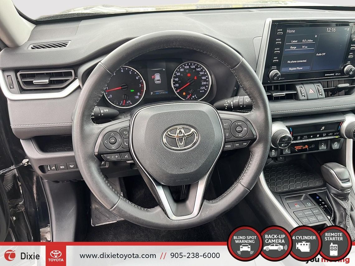 2021 TOYOTA RAV4 XLE PREMIUM AWD / CLEAN CARFAX / TCUV / HEATED SEATS / LEATHER SURFACE / MOONROOF / CARPLAY AND ANDROID AUTO