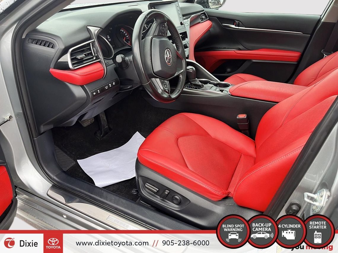 2024 TOYOTA CAMRY XSE AWD / TCUV / HEATED SEATS / ALLOY WHEELS / MOONROOF / CARPLAY AND ANDROID AUTO