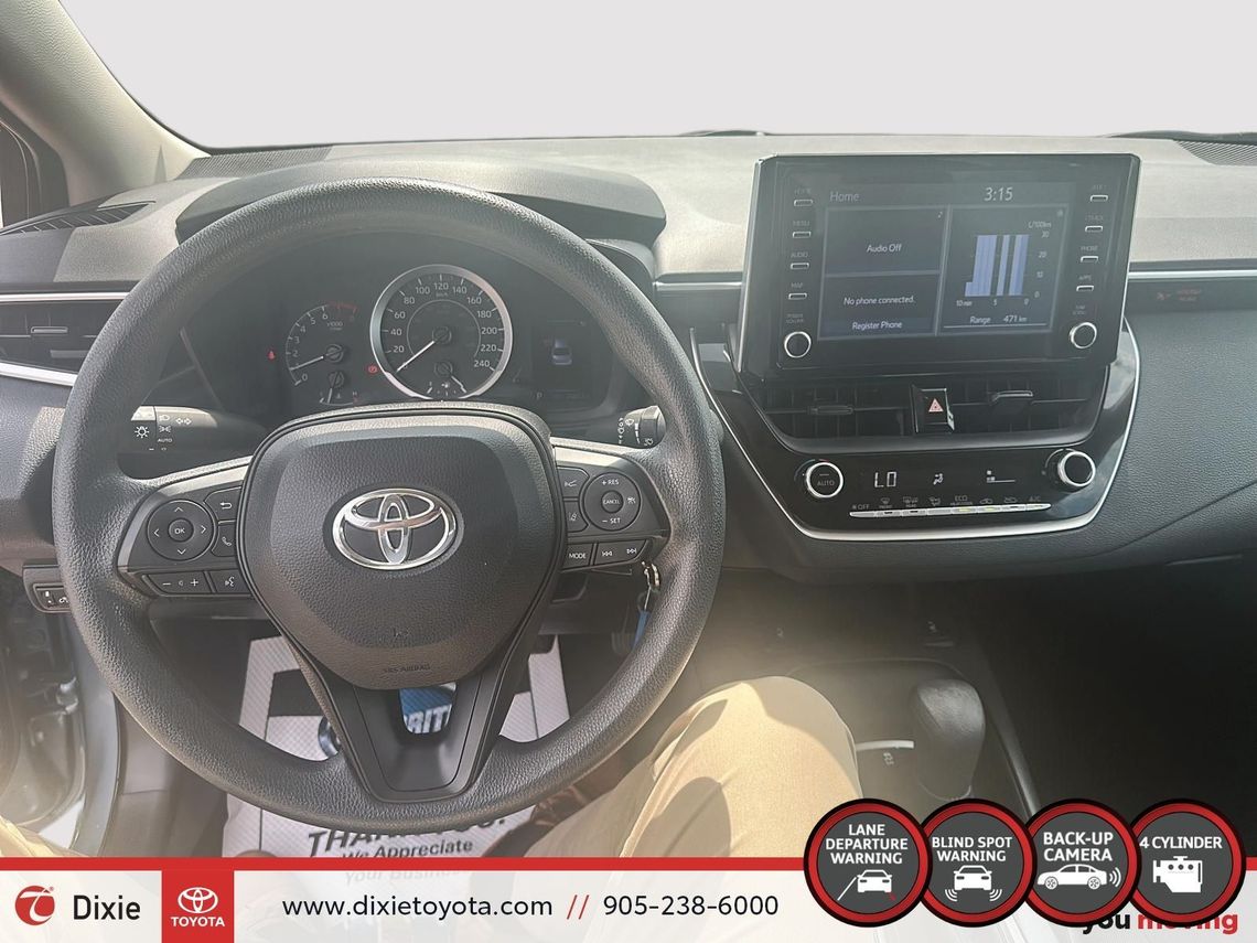 2021 TOYOTA COROLLA LE / TCUV / CLEAN CARFAX / HEATED SEATS / BACK UP CAMERA / CARPLAY AND ANDROID AUTO