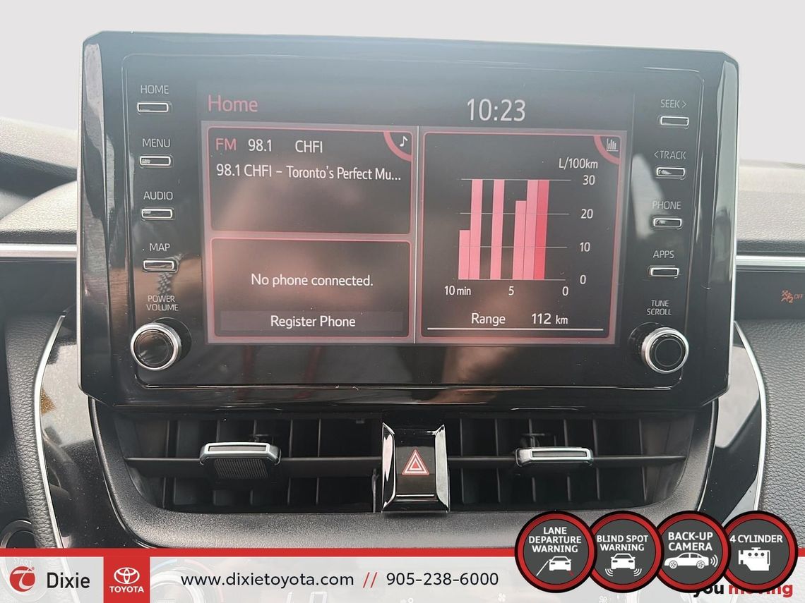 2024 TOYOTA COROLLA LE / TCUV / CLEAN CARFAX / HEATED SEATS / BACKUP CAMERA / CARPLAY AND ANDROID AUTO