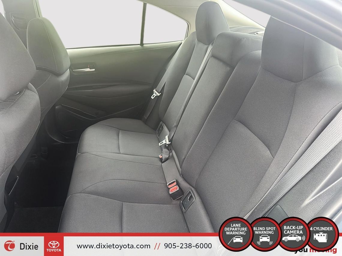 2021 TOYOTA COROLLA LE / TCUV / CLEAN CARFAX / HEATED SEATS / BACK UP CAMERA / CARPLAY AND ANDROID AUTO