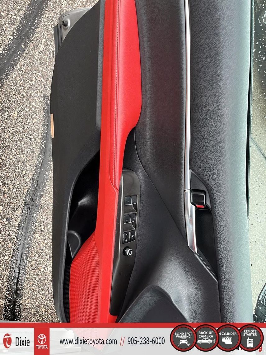 2024 TOYOTA CAMRY XSE AWD / TCUV / HEATED SEATS / ALLOY WHEELS / MOONROOF / CARPLAY AND ANDROID AUTO