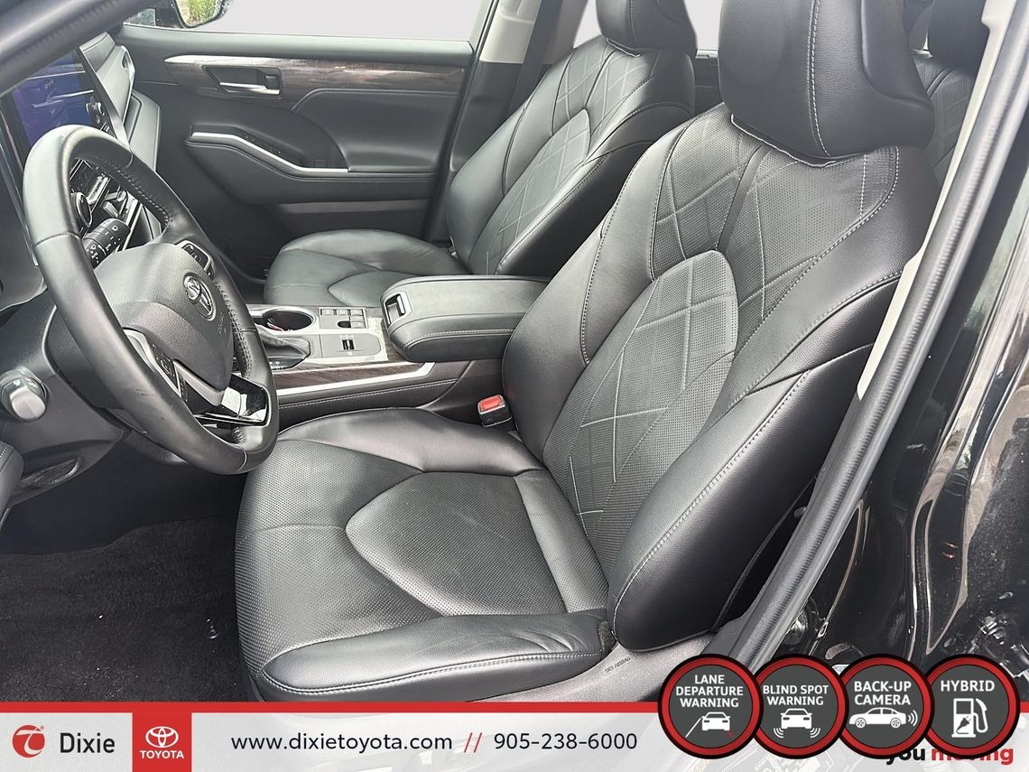 2023 TOYOTA HIGLANDER PLATNIUM HYBRID AWD / TCUV / TOP OF THE LINE / HEATED AND VENTILATED SEATS / HEATED REAR SEATS / CARPLAY AND ANDROID AUTO
