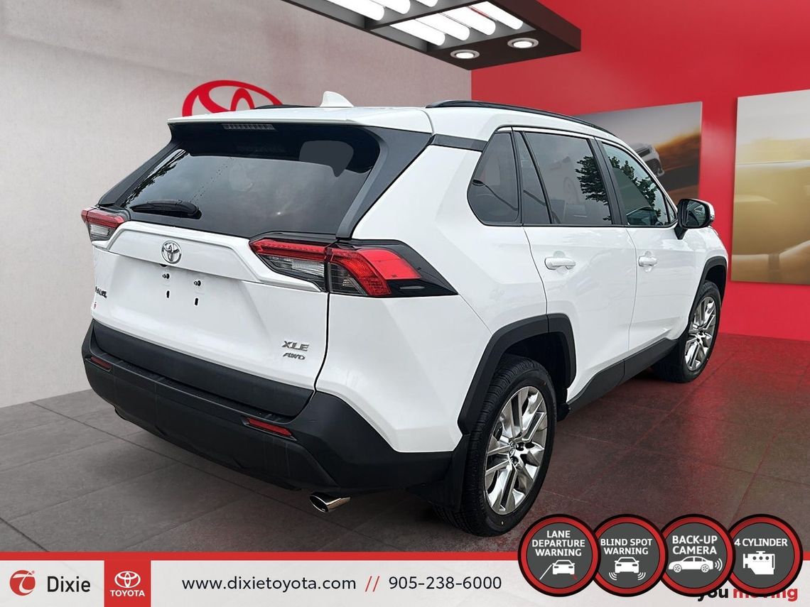 2020 TOYOTA RAV4 XLE PREMIUM AWD / TCUV / HEATED SEATS / LEATHER SURFACE / MOONROOF / CARPLAY AND ANDROID AUTO