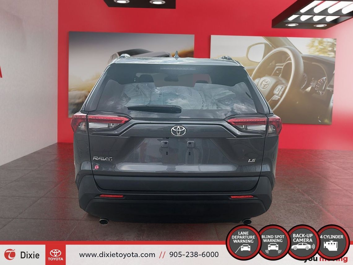 2020 TOYOTA RAV4 LE FWD / HEATED SEATS / TOYOTA SAFETY SENSE / CARPLAY AND ANDROID AUTO