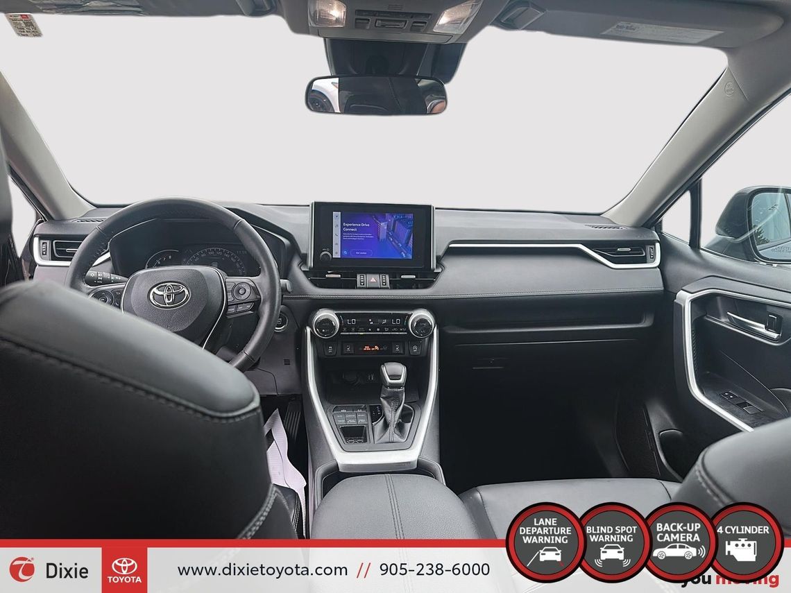 2023 TOYOTA RAV4 XLE PREMIUM AWD / TCUV / HEATED SEATS / LEATHER SURFACE / MOONROOF / CARPLAY AND ANDROID AUTO