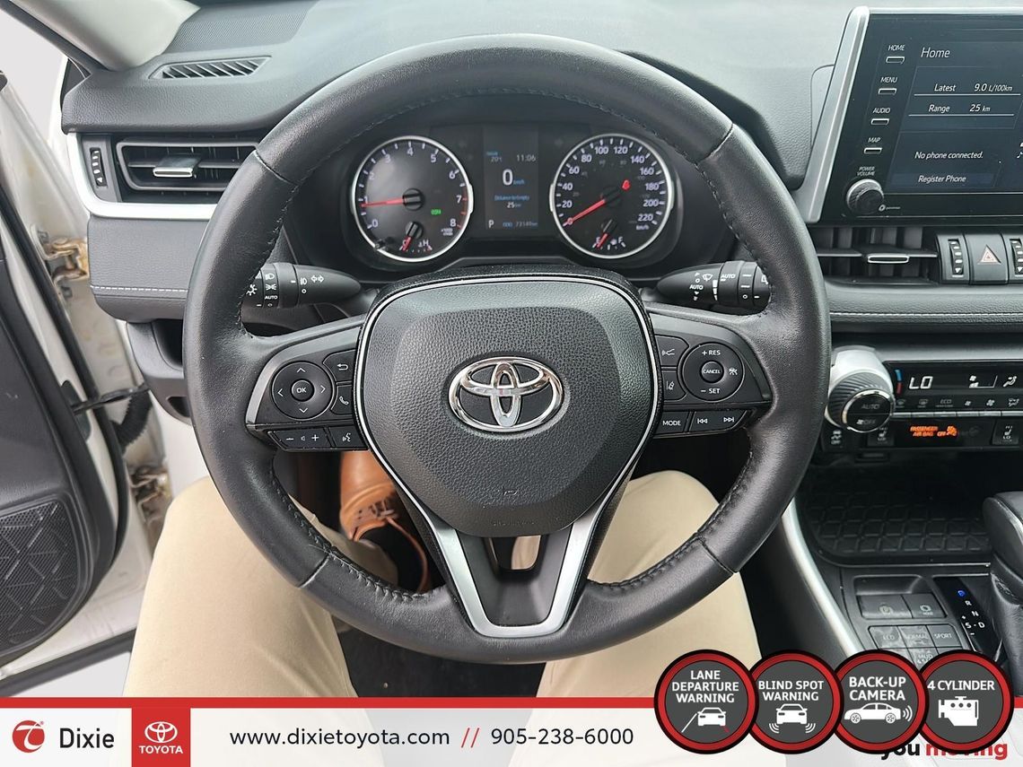2020 TOYOTA RAV4 XLE PREMIUM AWD / TCUV / HEATED SEATS / LEATHER SURFACE / MOONROOF / CARPLAY AND ANDROID AUTO