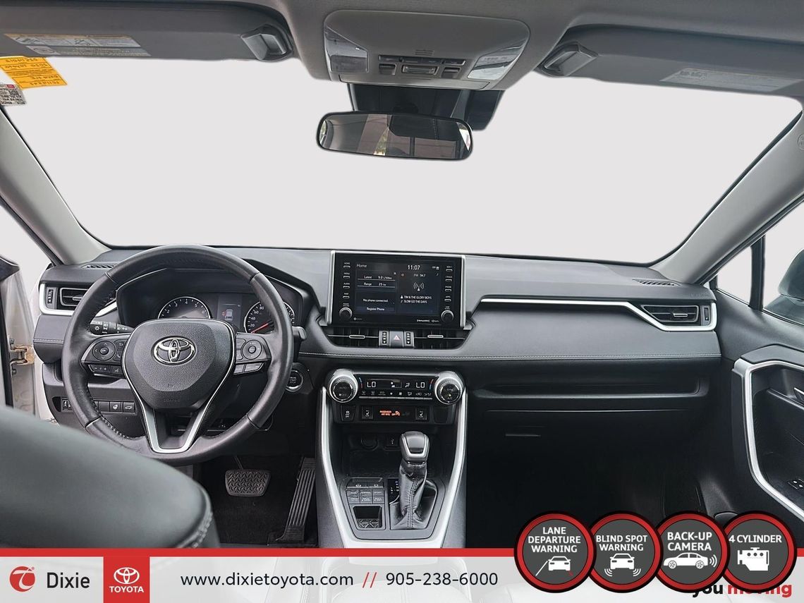 2020 TOYOTA RAV4 XLE PREMIUM AWD / TCUV / HEATED SEATS / LEATHER SURFACE / MOONROOF / CARPLAY AND ANDROID AUTO