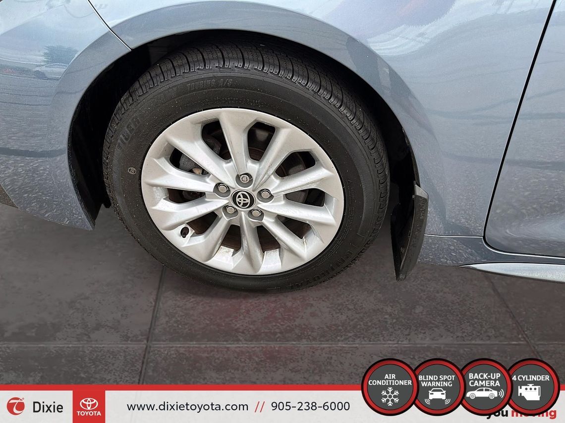 2021 TOYOTA COROLLA SE / CLEAN CARFAX / HEATED SEATS / ALLOY WHEELS / BACK UP CAMERA / CARPLAY AND ANDROID AUTO