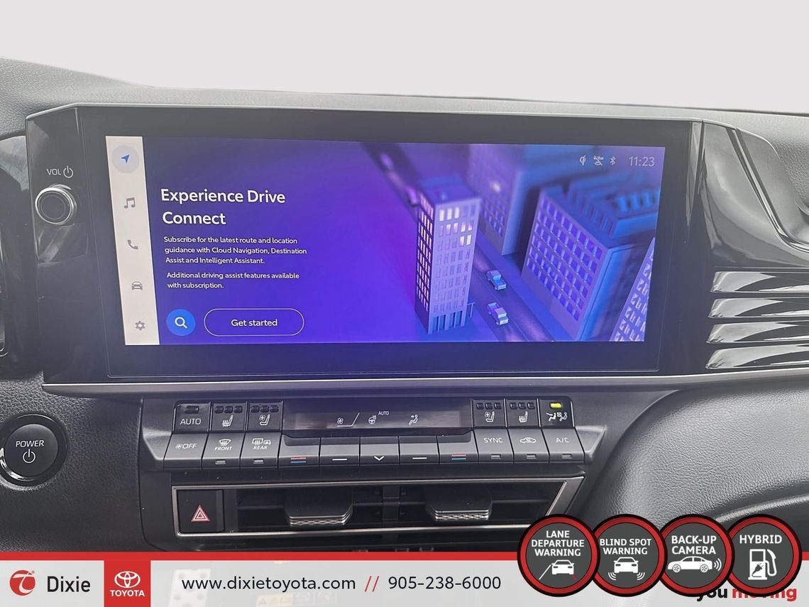 2025 TOYOTA CAMRY XSE HYBRID AWD / CLEAN CARFAX / HEATED SEATS / MOONROOF / ALLOY WHEELS / CARFAX AND ANDROID AUTO
