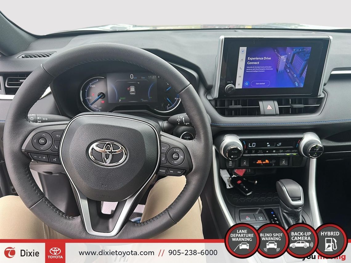 2023 TOYOTA RAV4 SE HYBRID AWD / CLEAN CARFAX / HEATED SEATS / MOONROOF / ALLOY WHEELS / CARPLAY AND ANDROID AUTO