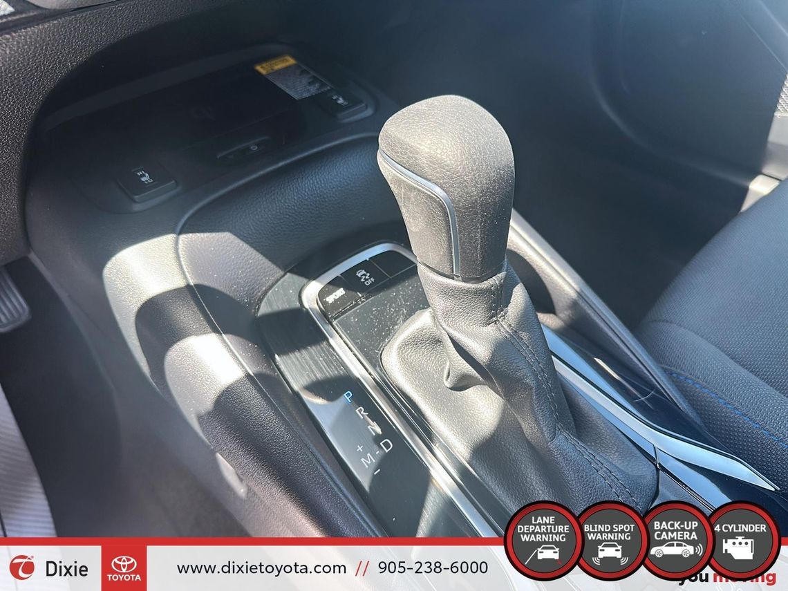 2022 TOYOTA COROLLA SE UPGARDE / CLEAN CARFAX / HEATED SEATS / MOONROOF / ALLOY WHEELS / CARPLAY AND ANDROID AUTO