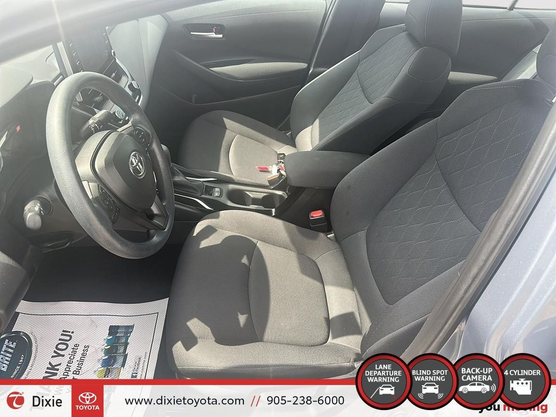 2021 TOYOTA COROLLA LE / TCUV / CLEAN CARFAX / HEATED SEATS / BACK UP CAMERA / CARPLAY AND ANDROID AUTO