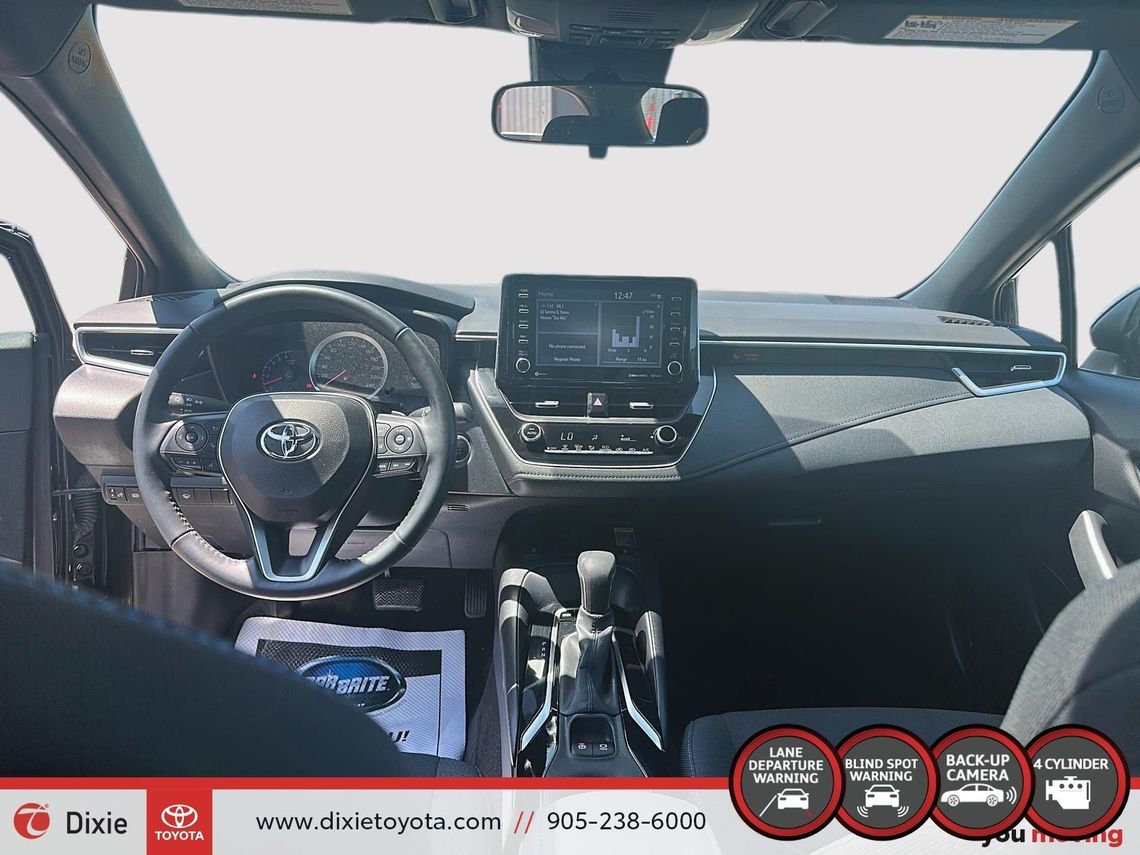 2022 TOYOTA COROLLA SE UPGARDE / CLEAN CARFAX / HEATED SEATS / MOONROOF / ALLOY WHEELS / CARPLAY AND ANDROID AUTO