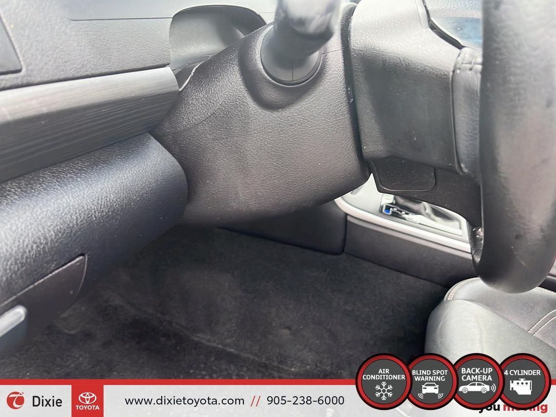 2016 TOYOTA CAMRY XLE HYBRID / HEATED SEATS / MOONROOF / NAVIGATION / ALLOY WHEELS