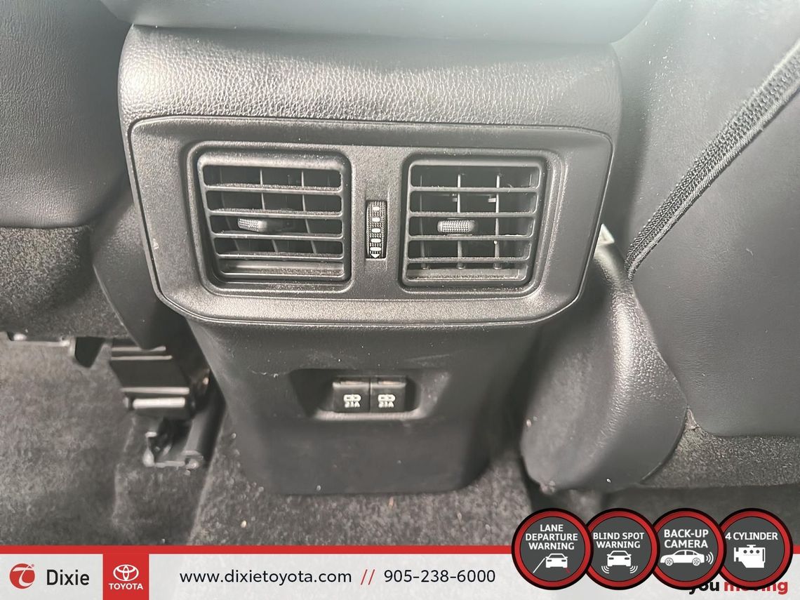 2020 TOYOTA RAV4 XLE PREMIUM AWD / TCUV / HEATED SEATS / LEATHER SURFACE / MOONROOF / CARPLAY AND ANDROID AUTO