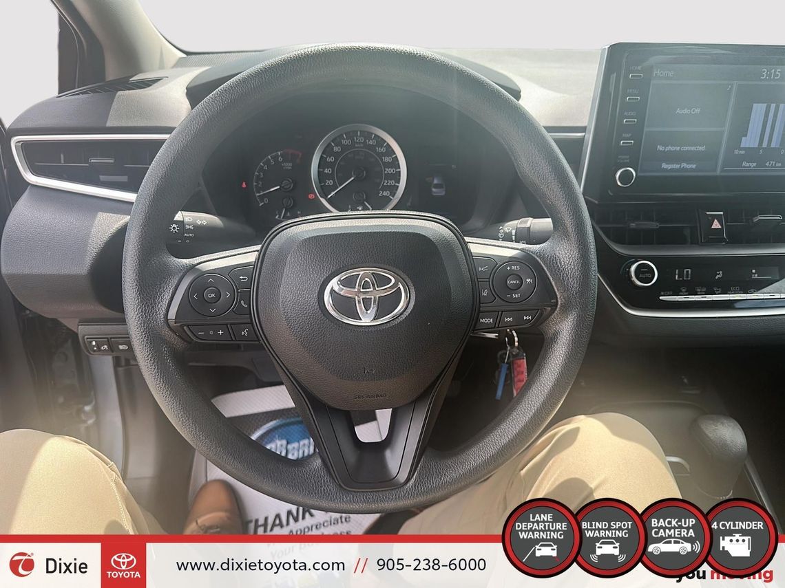 2021 TOYOTA COROLLA LE / TCUV / CLEAN CARFAX / HEATED SEATS / BACK UP CAMERA / CARPLAY AND ANDROID AUTO