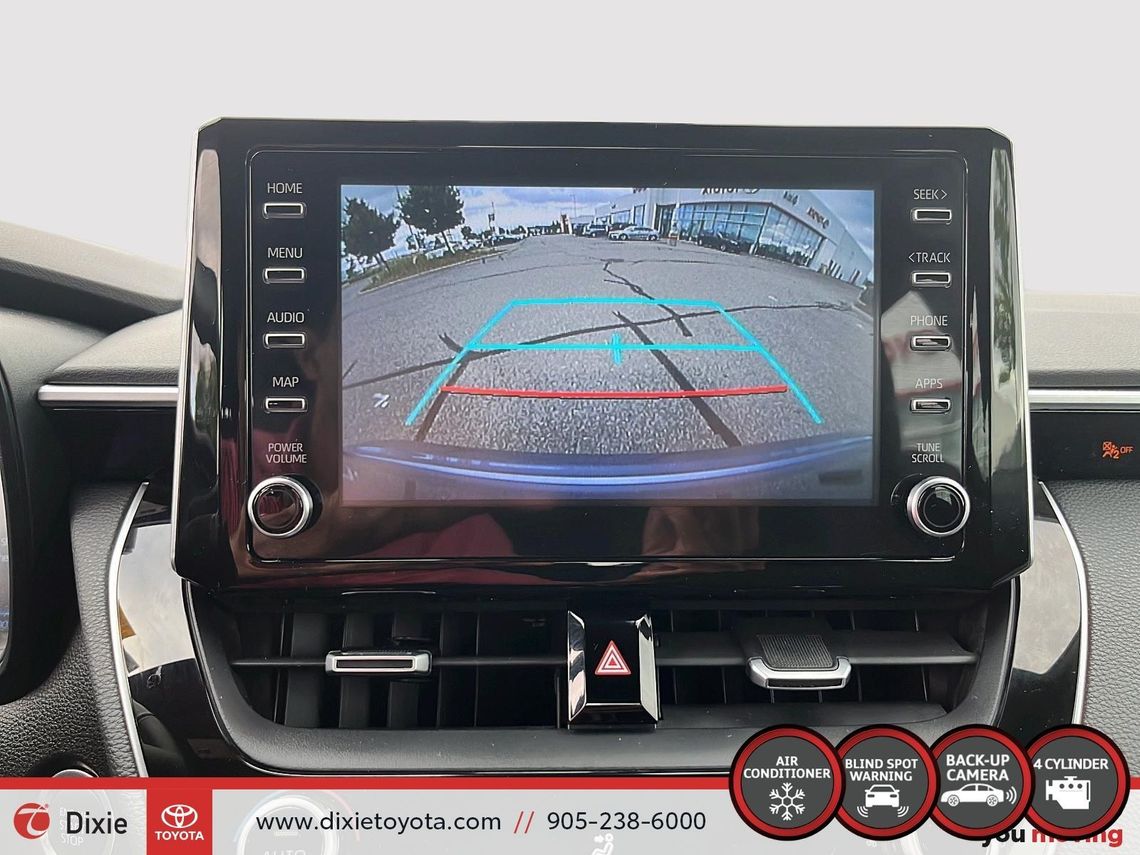 2021 TOYOTA COROLLA SE / CLEAN CARFAX / HEATED SEATS / ALLOY WHEELS / BACK UP CAMERA / CARPLAY AND ANDROID AUTO