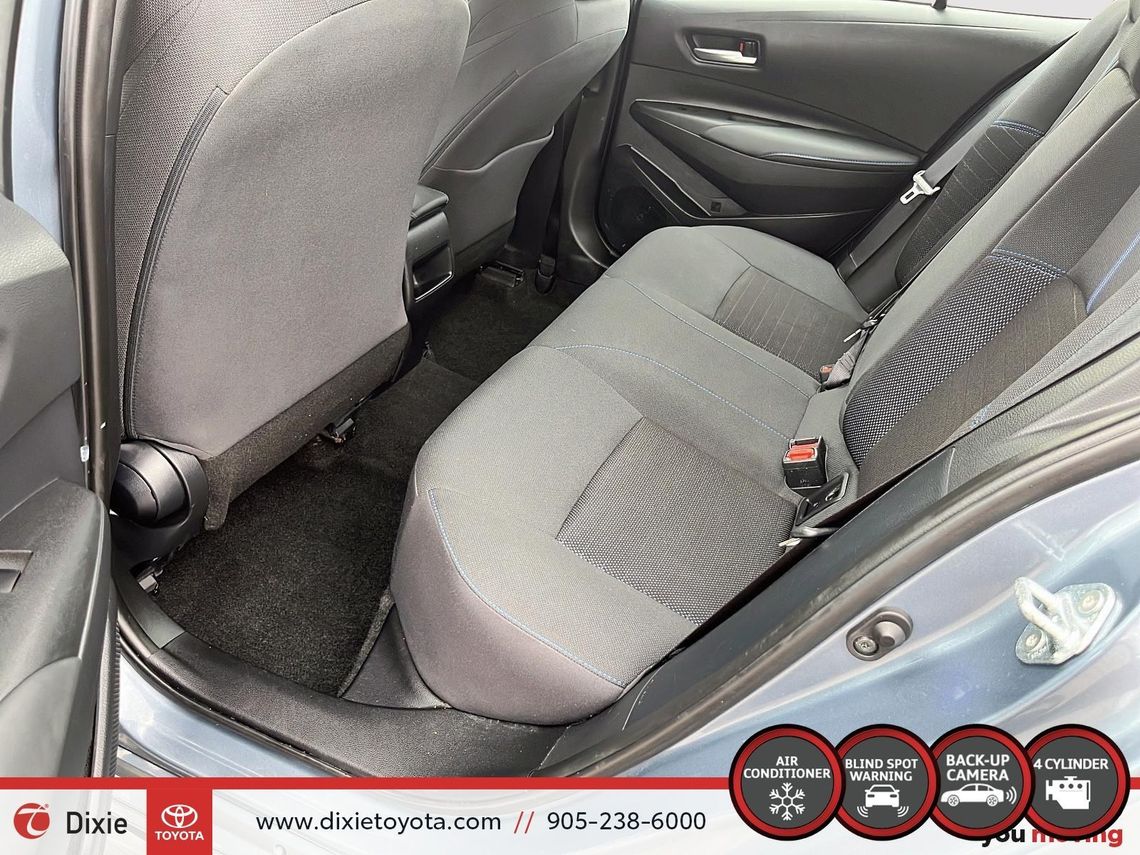 2021 TOYOTA COROLLA SE / CLEAN CARFAX / HEATED SEATS / ALLOY WHEELS / BACK UP CAMERA / CARPLAY AND ANDROID AUTO