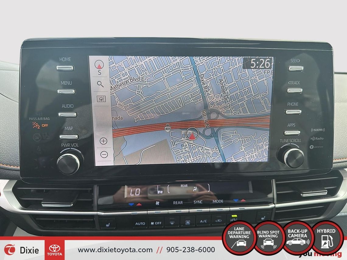 2022 TOYOTA SIENNA HYBRID XSE FWD / CLEAN CARFAX / HEATED SEATS / 7 SEATER / LEATHER INTERIOR / CARPLAY AND ANDROID AUTO