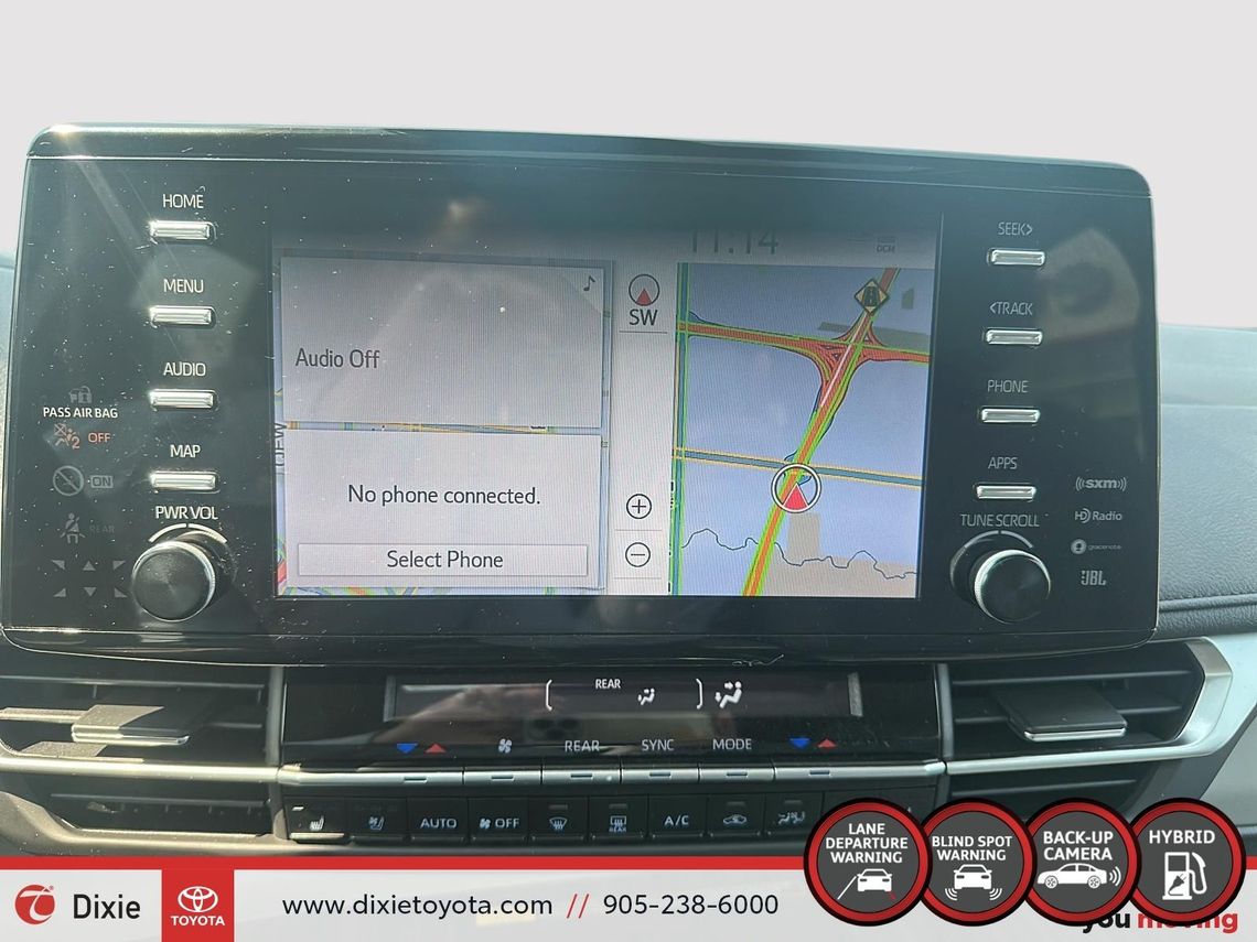 2024 TOYOTA SIENNA LIMITED AWD HYBRID / CLEAN CARFAX / TCUV / FULLY LOADED / REAR ENTERTAINMENT SYSTEM / CARPLAY AND ANDROID AUTO