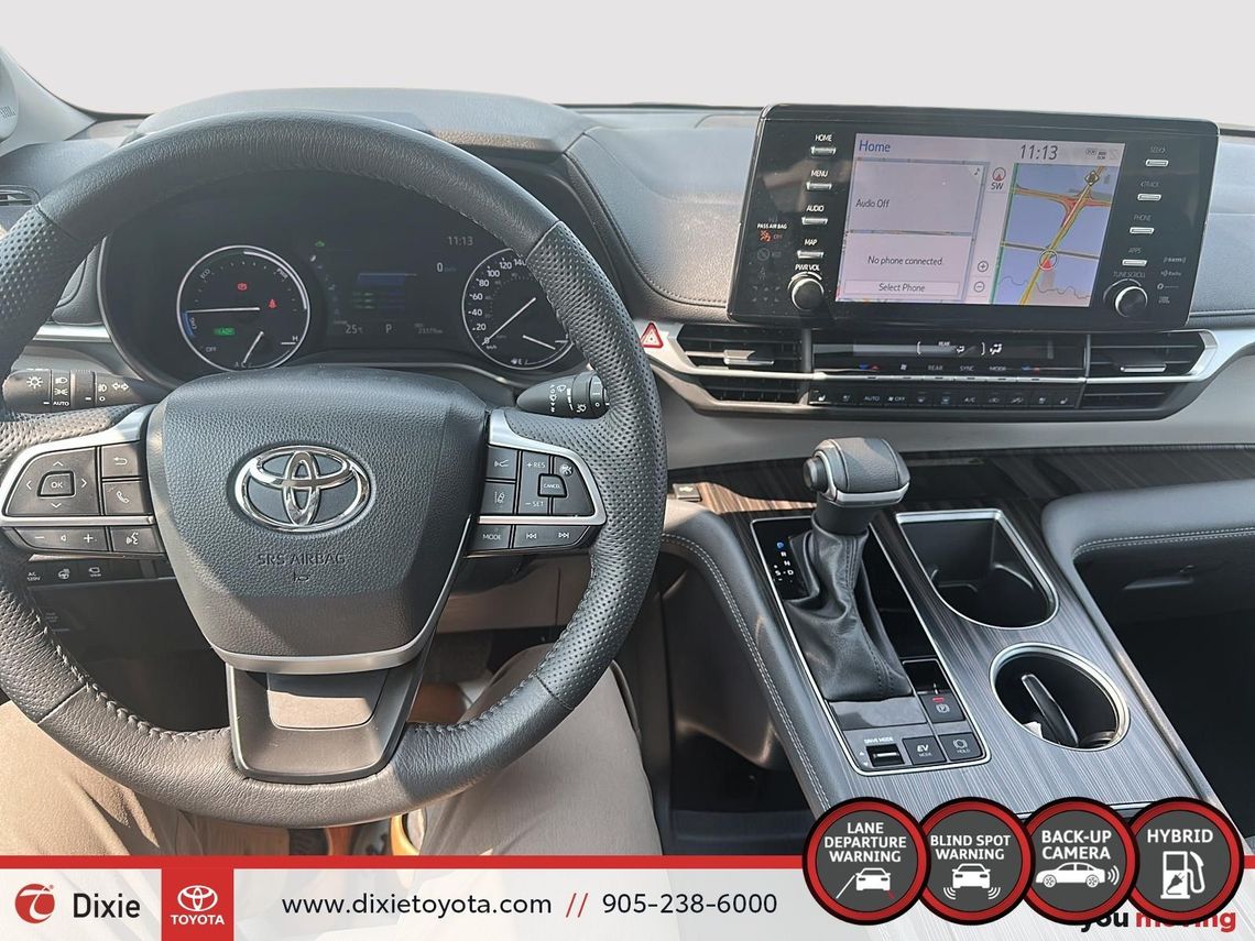2024 TOYOTA SIENNA LIMITED AWD HYBRID / CLEAN CARFAX / TCUV / FULLY LOADED / REAR ENTERTAINMENT SYSTEM / CARPLAY AND ANDROID AUTO