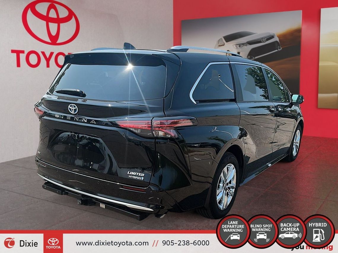 2024 TOYOTA SIENNA LIMITED AWD HYBRID / CLEAN CARFAX / TCUV / FULLY LOADED / REAR ENTERTAINMENT SYSTEM / CARPLAY AND ANDROID AUTO
