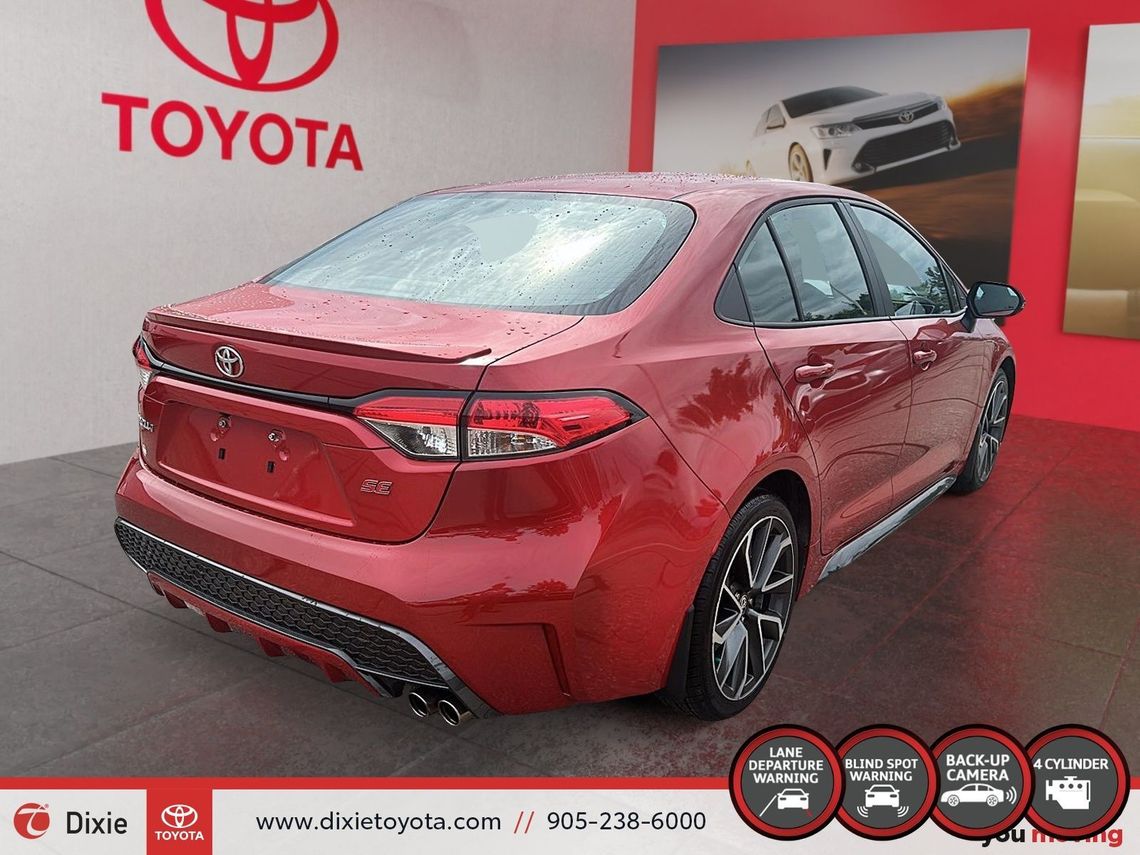 2024 TOYOTA COROLLA LE / TCUV / CLEAN CARFAX / HEATED SEATS / BACKUP CAMERA / CARPLAY AND ANDROID AUTO