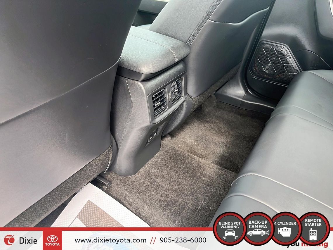 2023 TOYOTA RAV4 XSE TEC AWD HYBRID / CLEAN CARFAX / HEATED AND VENTILATED SEATS / MOONROOF / LEATHER SURFACE / ALLOY WHEELS / CARPLAY AND ANDROID AUTO