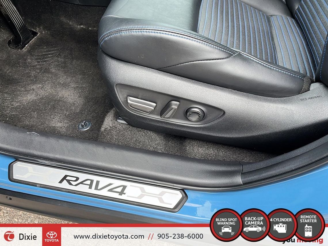2023 TOYOTA RAV4 XSE TEC AWD HYBRID / CLEAN CARFAX / HEATED AND VENTILATED SEATS / MOONROOF / LEATHER SURFACE / ALLOY WHEELS / CARPLAY AND ANDROID AUTO