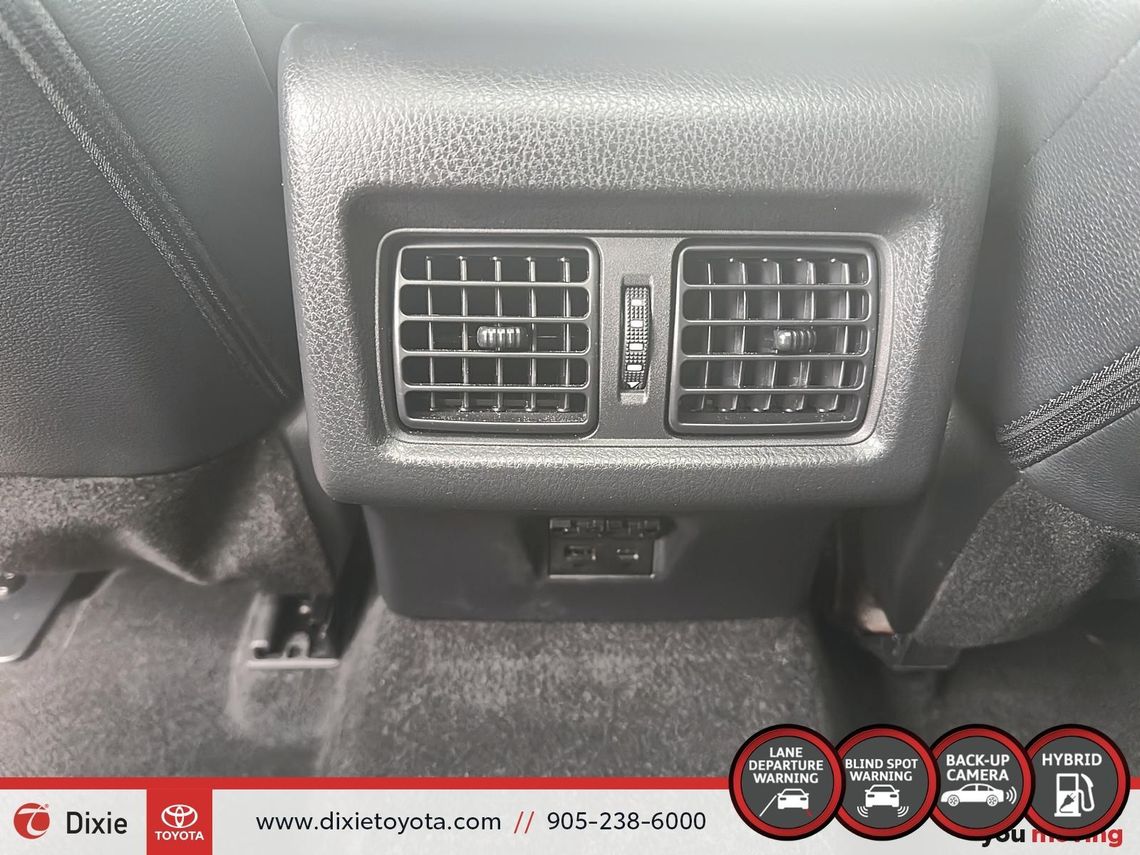 2025 TOYOTA CAMRY XSE HYBRID AWD / CLEAN CARFAX / HEATED SEATS / MOONROOF / ALLOY WHEELS / CARFAX AND ANDROID AUTO