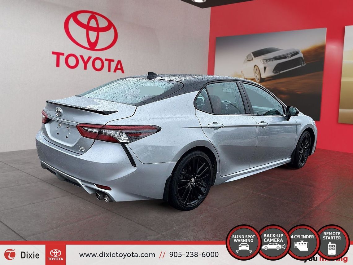 2024 TOYOTA CAMRY XSE AWD / TCUV / HEATED SEATS / ALLOY WHEELS / MOONROOF / CARPLAY AND ANDROID AUTO