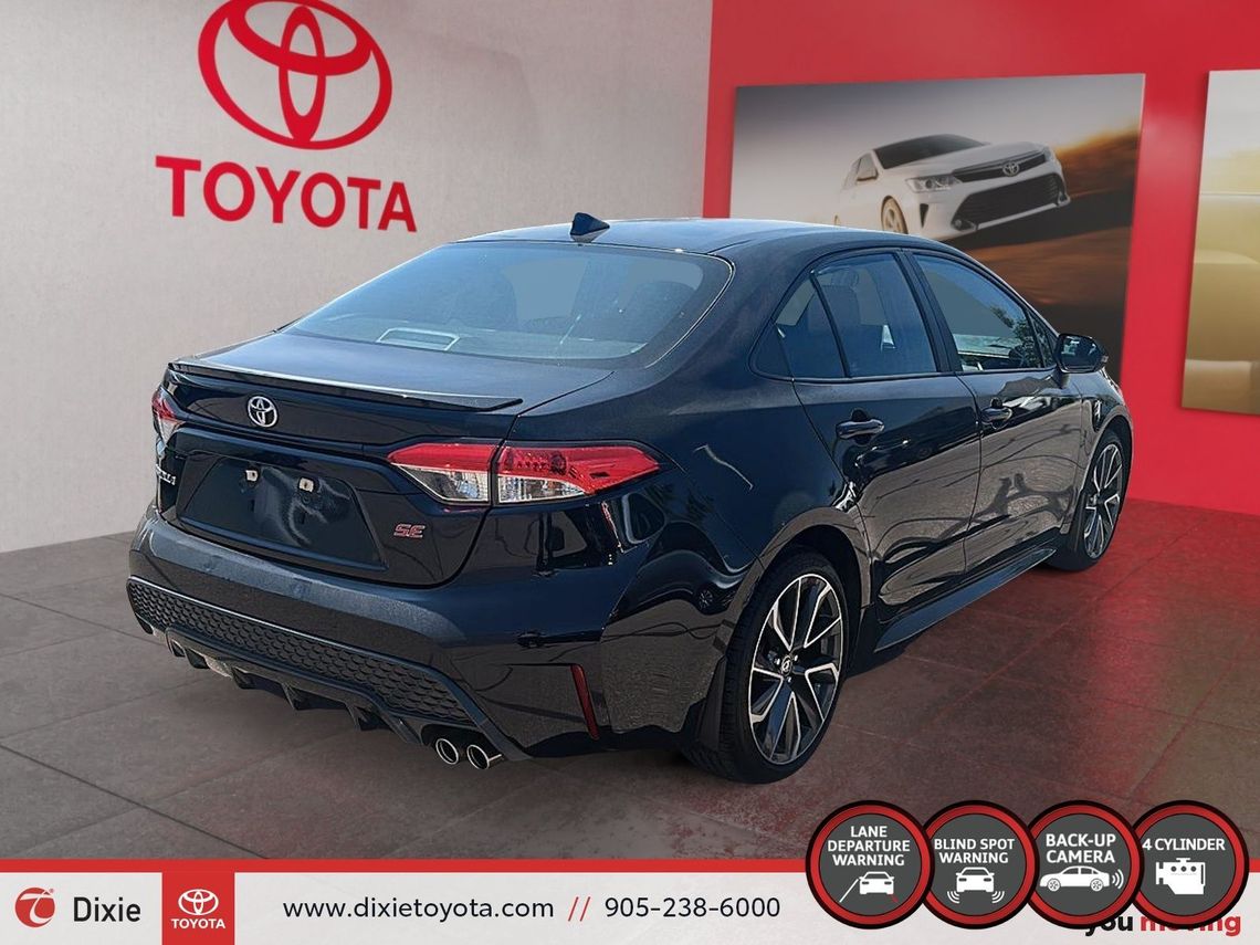 2022 TOYOTA COROLLA SE UPGARDE / CLEAN CARFAX / HEATED SEATS / MOONROOF / ALLOY WHEELS / CARPLAY AND ANDROID AUTO