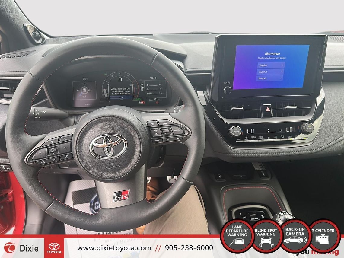 2025 TOYOTA GR COROLLA PREMIUM 6M MANUAL / CLEAN CARFAX / TCUV / HEATED SEATS / ALLOY WHEELS / CARPLAY AND ANDROID AUTO