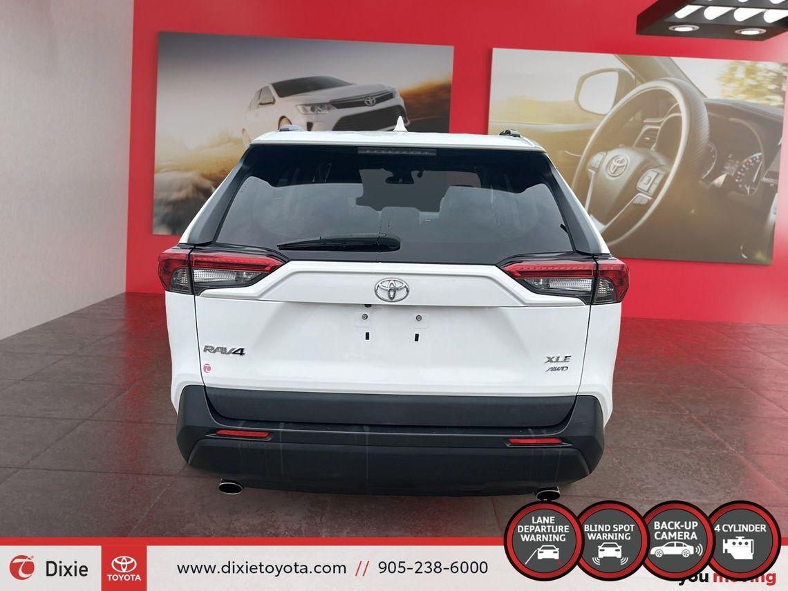 2020 TOYOTA RAV4 XLE PREMIUM AWD / TCUV / HEATED SEATS / LEATHER SURFACE / MOONROOF / CARPLAY AND ANDROID AUTO