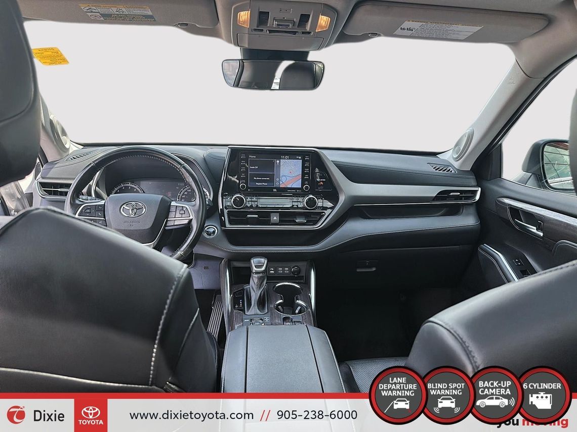 2022 TOYOTA HIGHLANDER LIMITED AWD / TCUV / HEATED AND VENTILATED SEATS / ALLOY WHEELS / LEATHER SURFACE / CARPLAY AND ANDROID AUTO