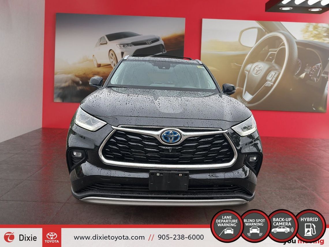 2023 TOYOTA HIGLANDER PLATNIUM HYBRID AWD / TCUV / TOP OF THE LINE / HEATED AND VENTILATED SEATS / HEATED REAR SEATS / CARPLAY AND ANDROID AUTO