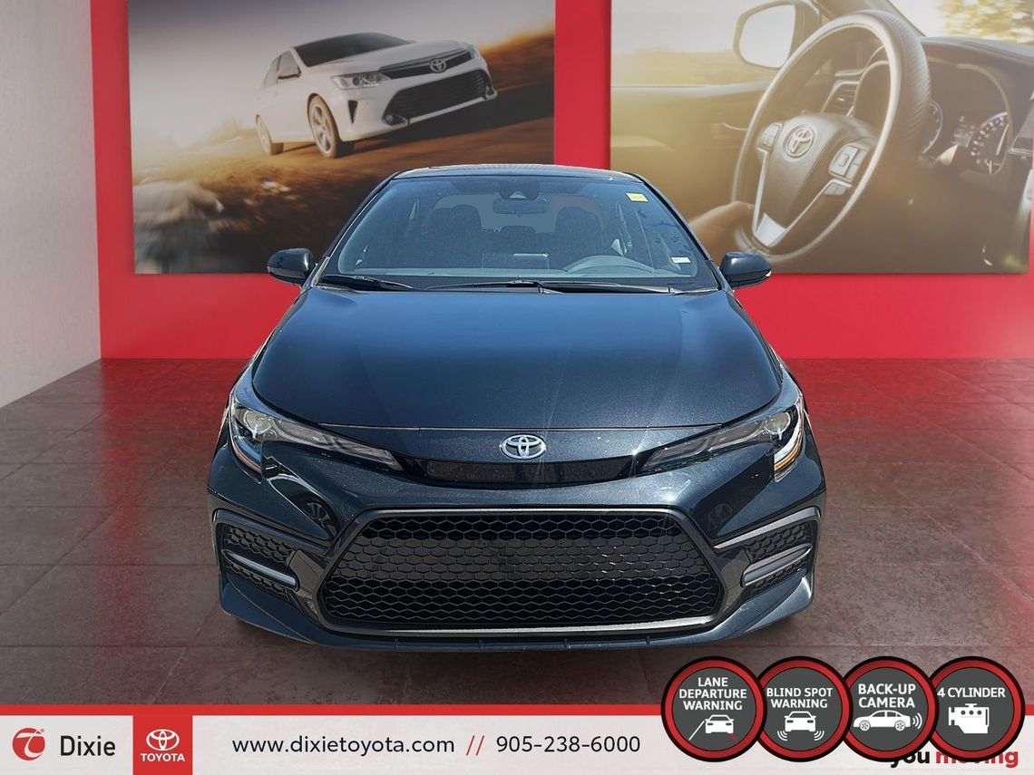 2022 TOYOTA COROLLA SE UPGARDE / CLEAN CARFAX / HEATED SEATS / MOONROOF / ALLOY WHEELS / CARPLAY AND ANDROID AUTO